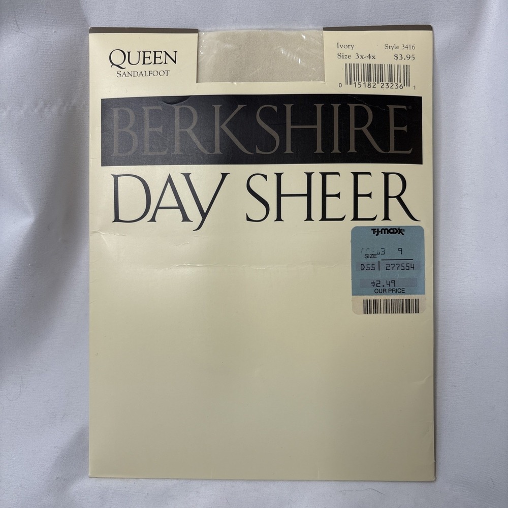 Berkshire Day Sheer IVORY Queen Sandalfoot Size 3X-4X 3416 Vintage